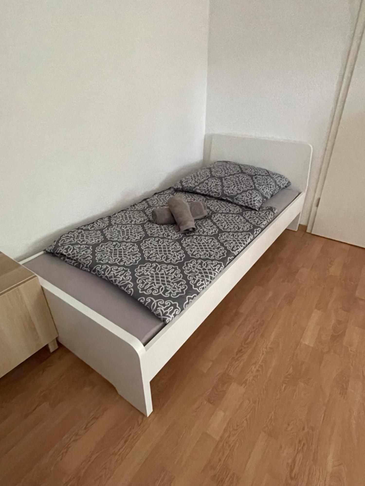 Guenstiges Apartment Gelsenkirchen Schalke Kültér fotó